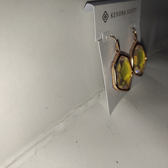 Authentic NWT Kendra Scott Drop Frame Iridescent Stone Earrings - Picture 8 of 14